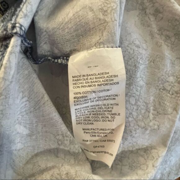 Original Penguin Light Blue T-shirt Style Blouse with Dark Blue Floral Pattern - Picture 7 of 10